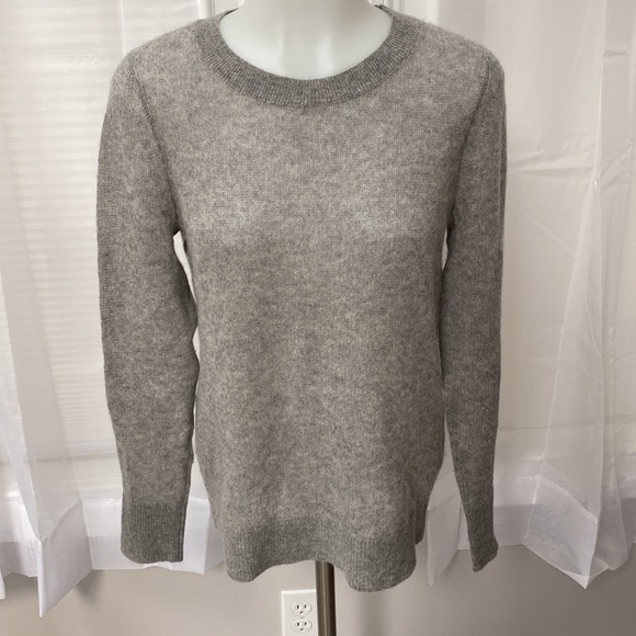 White and Warren Cashmere Grey Sweater Crew Neck Lightweight - Picture 3 of 7